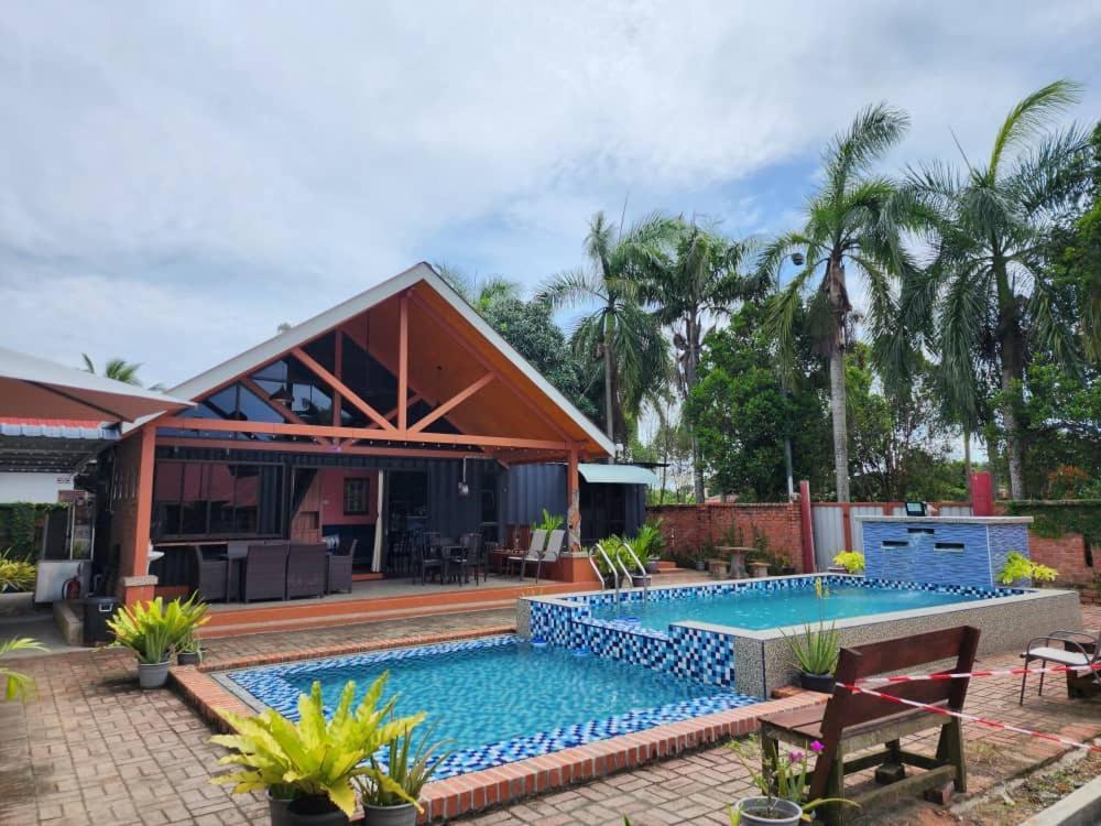 Homestay Umbai Kelana Merlimau المظهر الخارجي الصورة