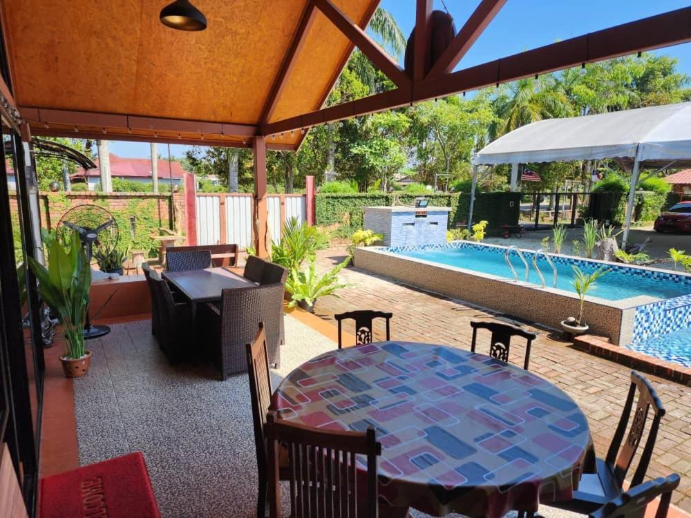 Homestay Umbai Kelana Merlimau المظهر الخارجي الصورة