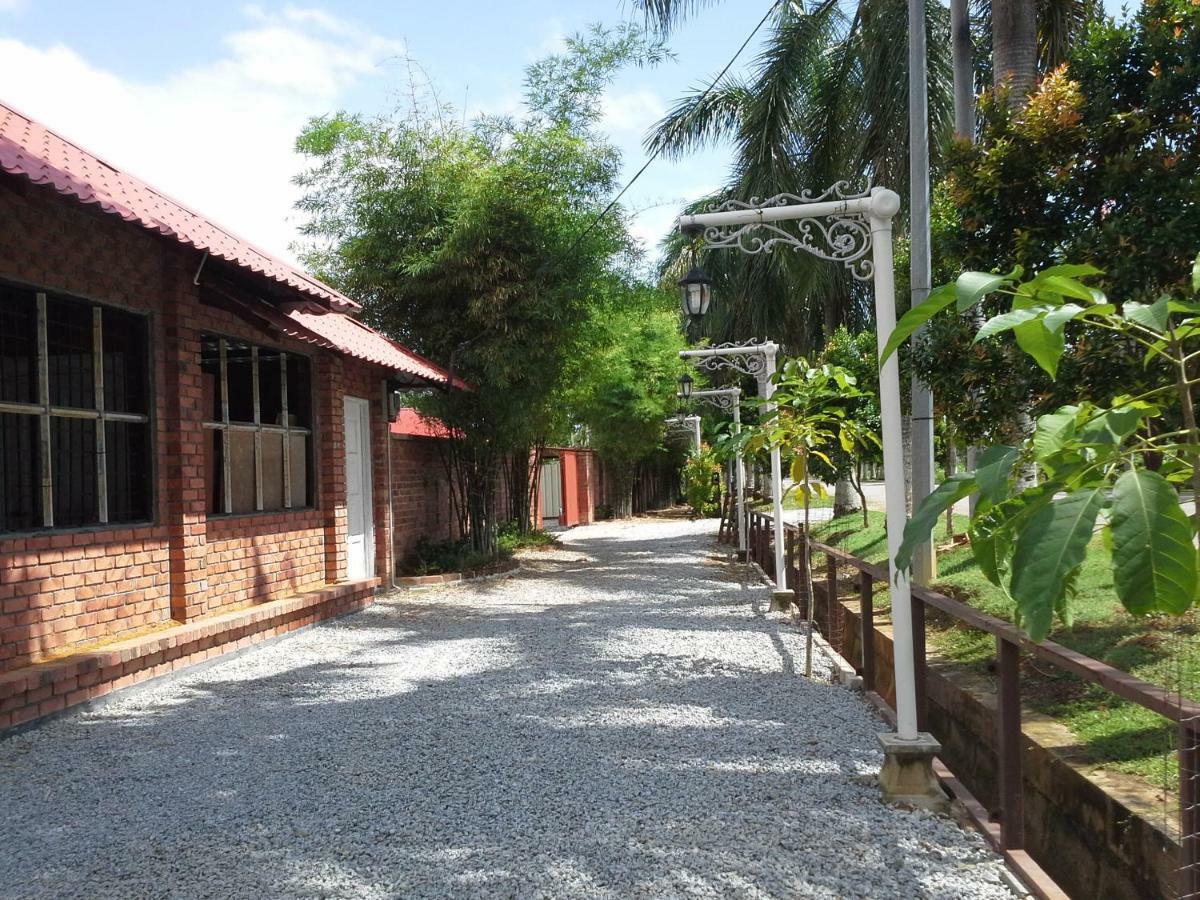 Homestay Umbai Kelana Merlimau المظهر الخارجي الصورة